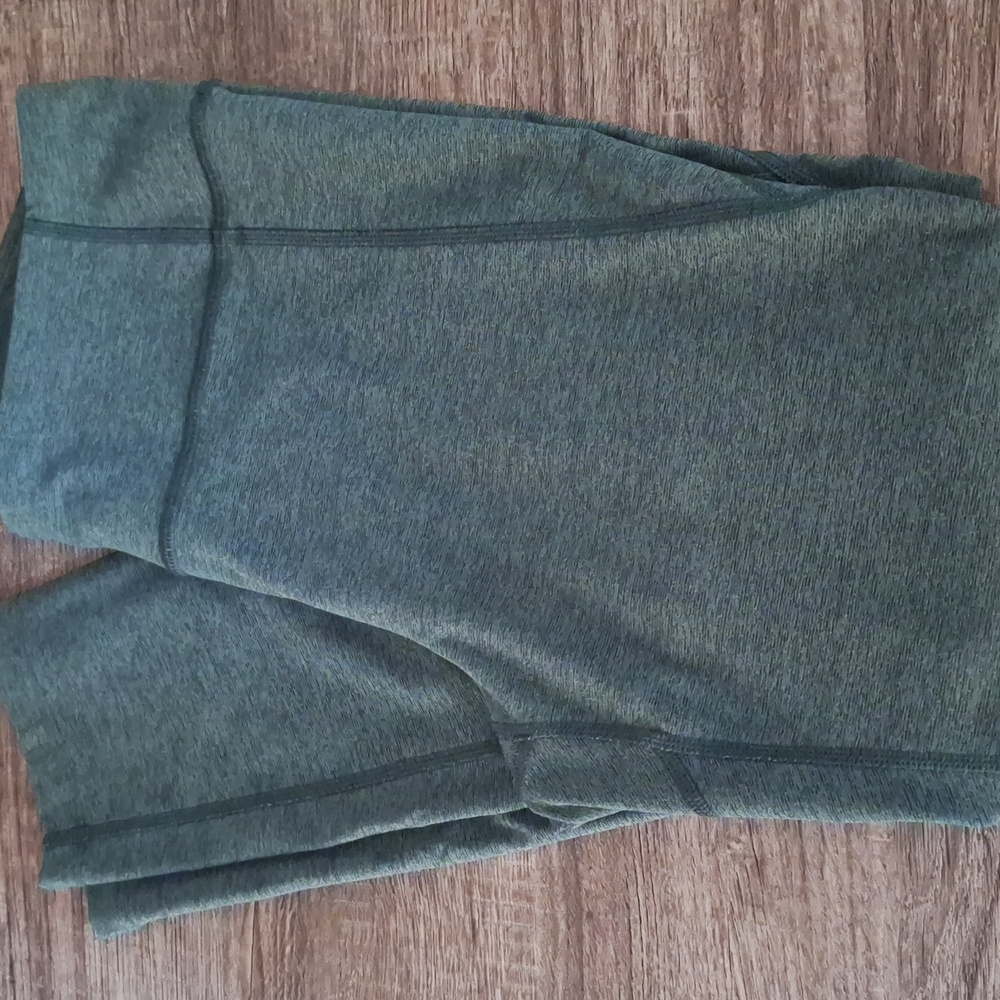 Outdoor Voices leggings size Large green workout‎ athletic activewear